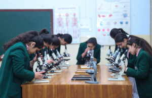 Science Lab (Girls Br.)